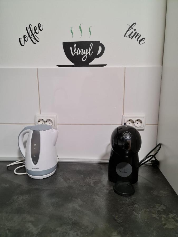 Apartman Vinyl - Self Chek-In Osijek Extérieur photo